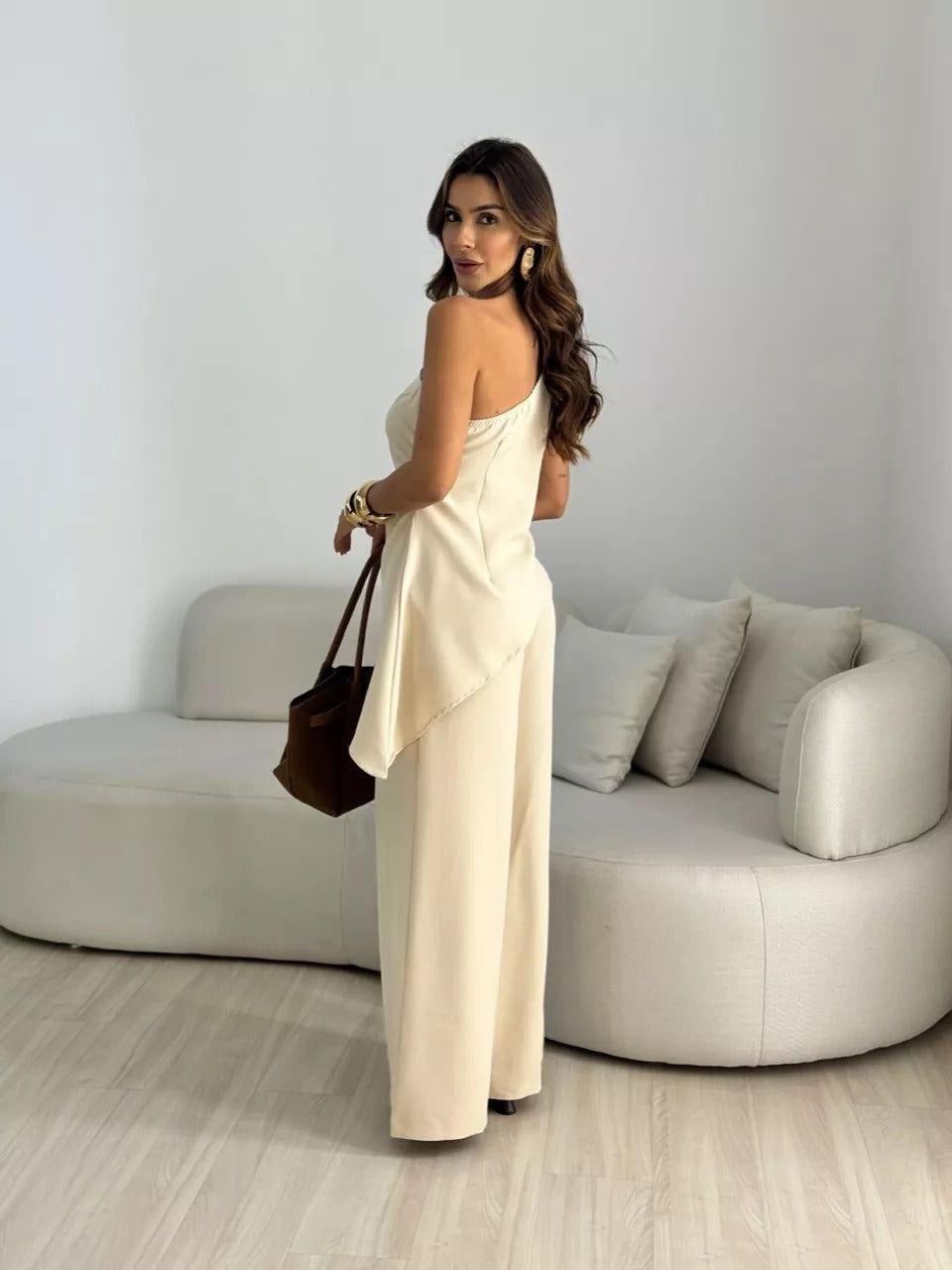 Lavinia Morante Set